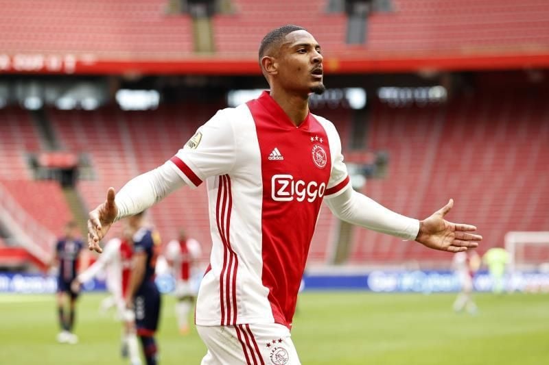 El Ajax amarra su trigésimo quinto título con una goleada