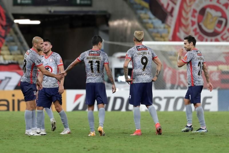 La Calera y Vélez chocarán en busca de su primer triunfo en la Copa Libertadores