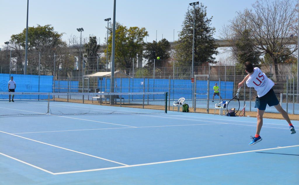 El II Torneo de Tenis del SADUS vive su final
