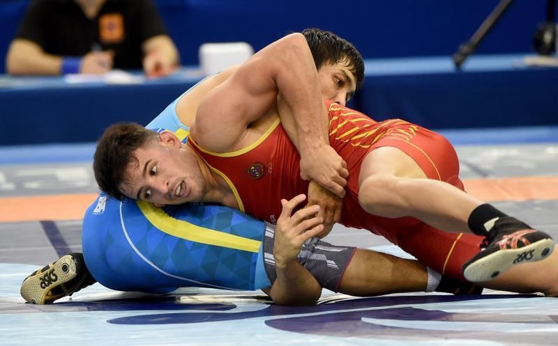 España se queda sin opciones en lucha libre