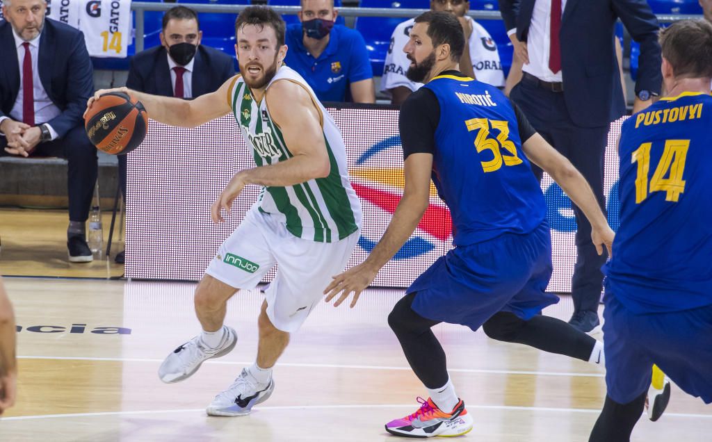 Real Betis-Barcelona: 'El acierto de Feldeine y Ndoye y mucha defensa para frenar el éxtasis culé y rematar la faena'