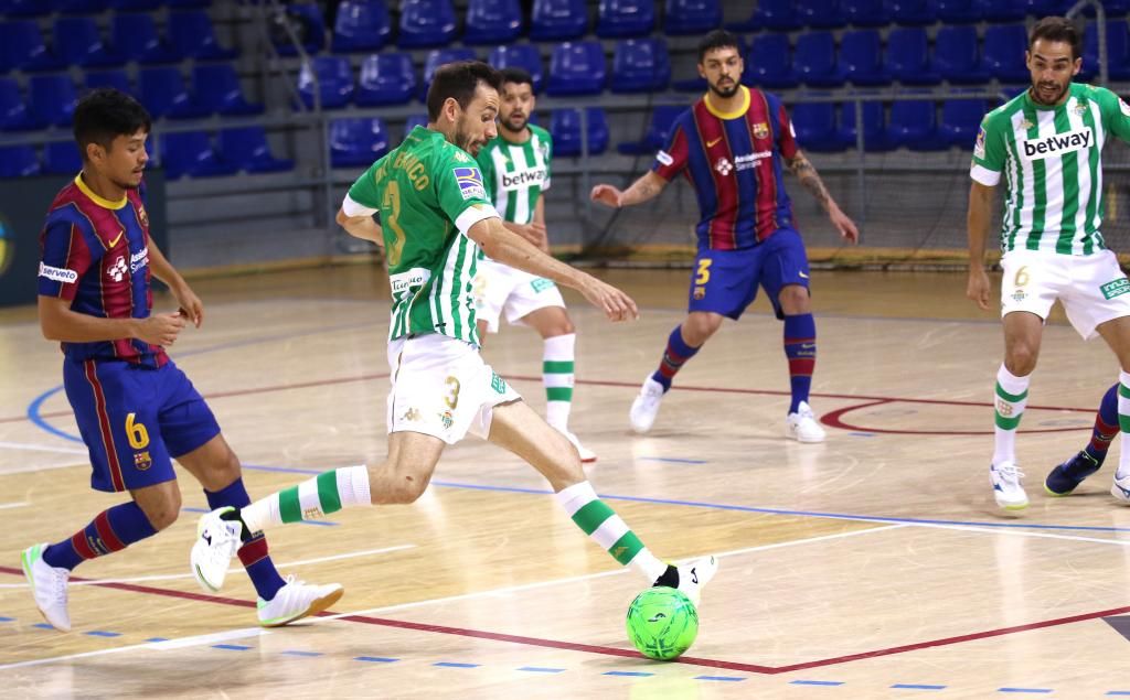 FC Barcelona 3-1 Real Betis Futsal: 'Sin puntería, sin recompensa, pero con sus opciones intactas'