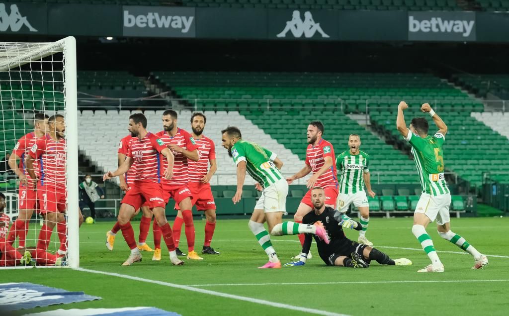 Goles de Champions 'made in Panda' para el Betis más cerebral