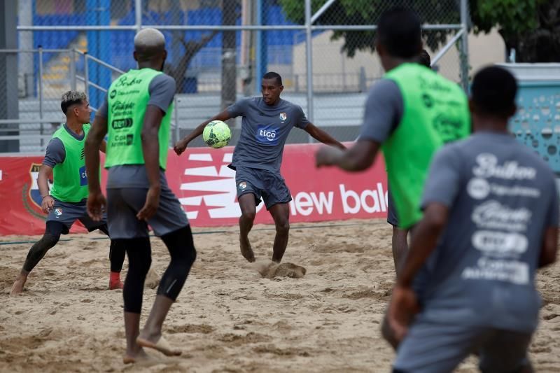 Panamá y Schubert Pérez apuntan al Mundial de fútbol playa en Rusia
