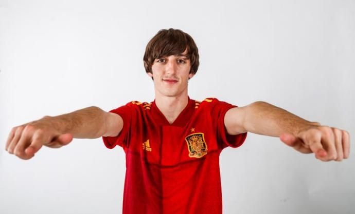 Doce béticos y sevillistas, entre los futbolistas con más proyección de España