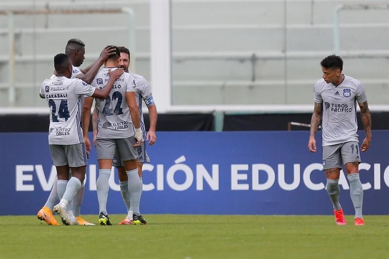 Emelec amplía su ventaja en la punta del fútbol en Ecuador, seguido de Independiente del Valle