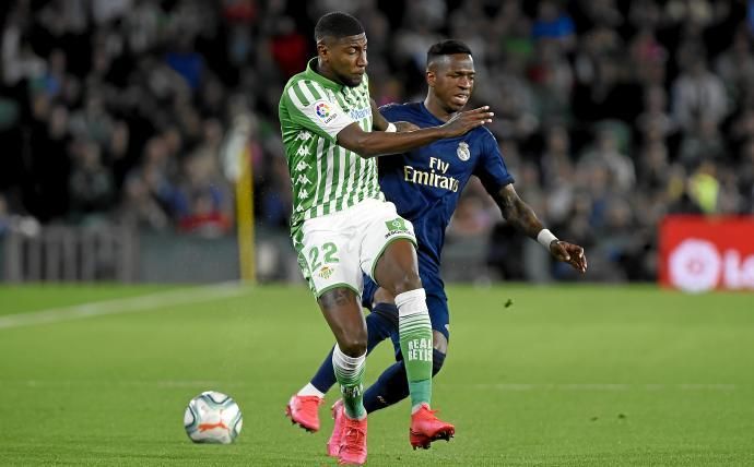 El Villarreal, empeñado en hacerse con la defensa del Betis