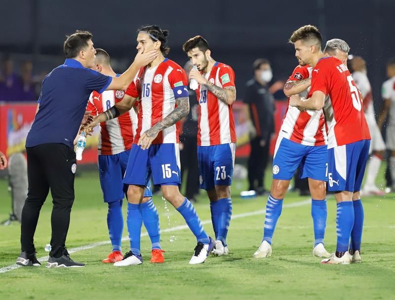 Berizzo trabaja con un equipo sparring antes de divulgar la lista de Paraguay