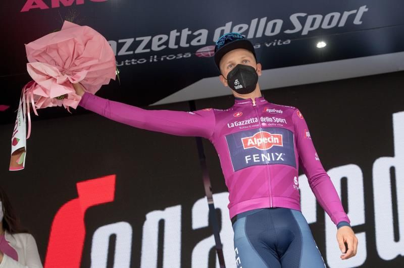 Merlier, agotado, se retira del Giro de Italia