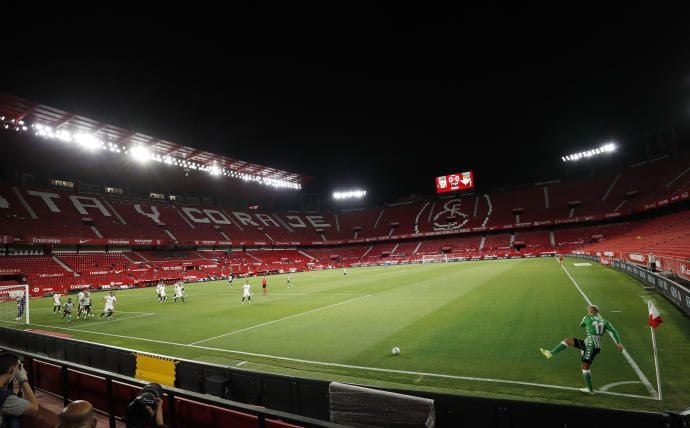 Sevilla le pone cifras a la falta de aficionados