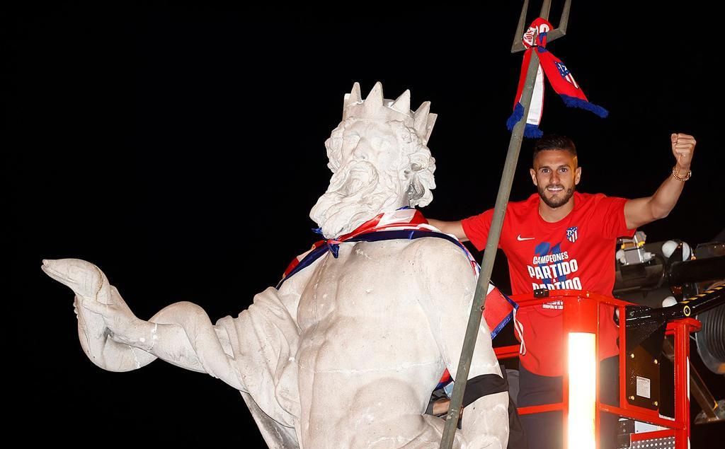 Noche de celebración atlética en Neptuno, con un menor fallecido en un accidente