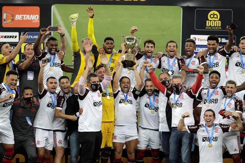 Flamengo vence a Fluminense con un doblete de Gabigol y consigue el título carioca