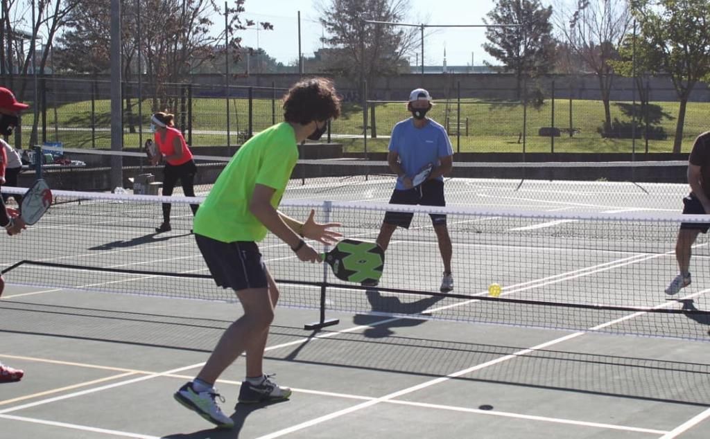 El SADUS invita a conocer el pickleball