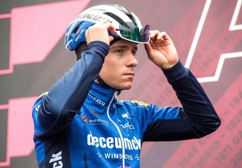 Evenepoel nunca pensó en abandonar el Giro y prepara la última crono