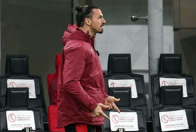 Ibrahimovic, multado con 50.000 euros por su vinculación con casas de apuestas
