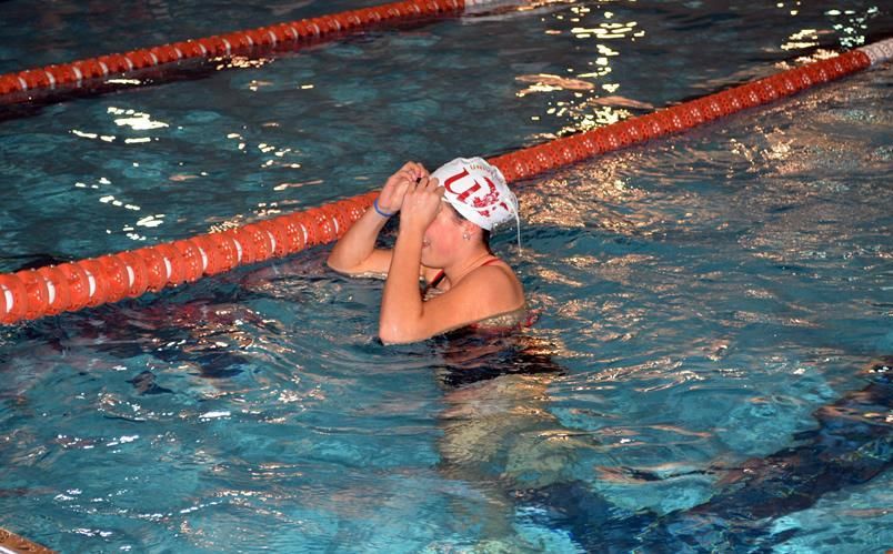 La piscina del SADUS ultima sus últimos días cubierta