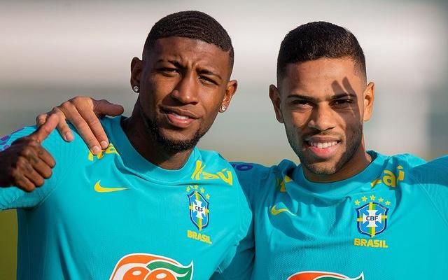 Tite da galones al aún jugador del Betis Emerson Royal en la previa del Brasil-Ecuador