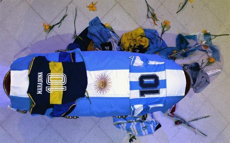 Fiscales argentinos postergan la declaración de los imputados en el caso Maradona