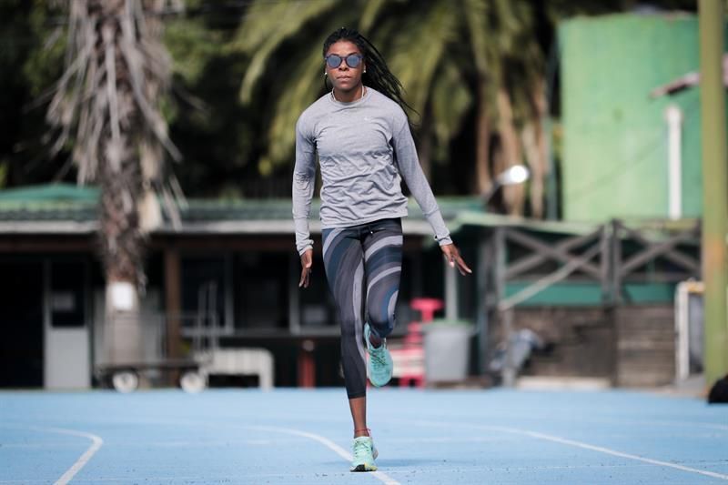 Ilusión y obstáculos marcan el camino de la atleta uruguaya Deborah Rodríguez