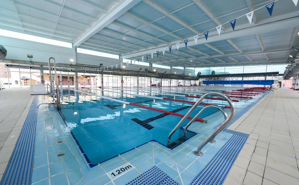 El Ayuntamiento de Sevilla mejora las instalaciones públicas para los deportistas y para la reactivación económica