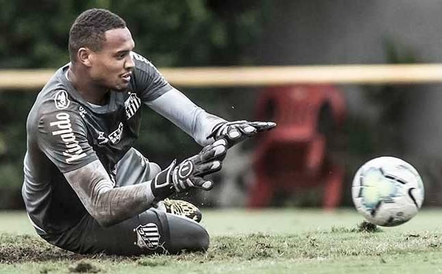 El Sevilla FC pregunta por el portero del Santos John