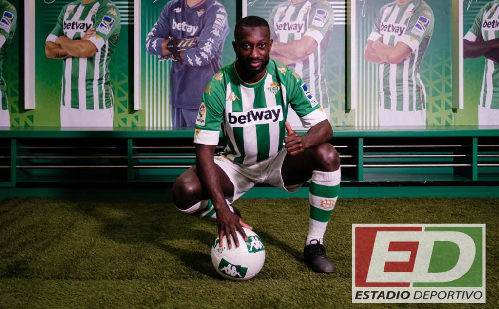Sabaly se gana a la afición del Betis