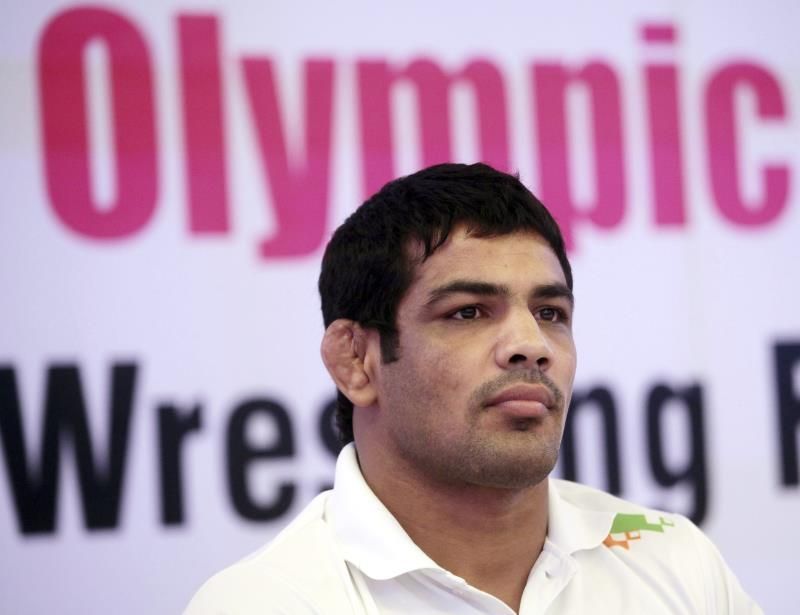 La caída del ídolo olímpico de la lucha libre acusado de asesinato en India