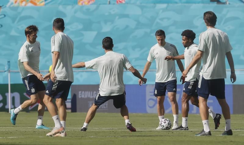 El calor de Sevilla da una tregua para el estreno en la Eurocopa