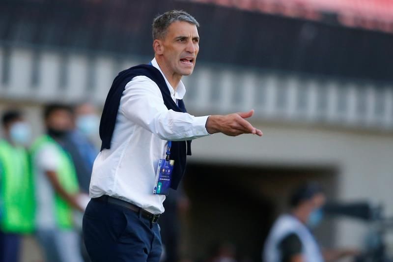 Fortaleza, del técnico argentino Vojvoda, sigue firme en la Liga de Brasil