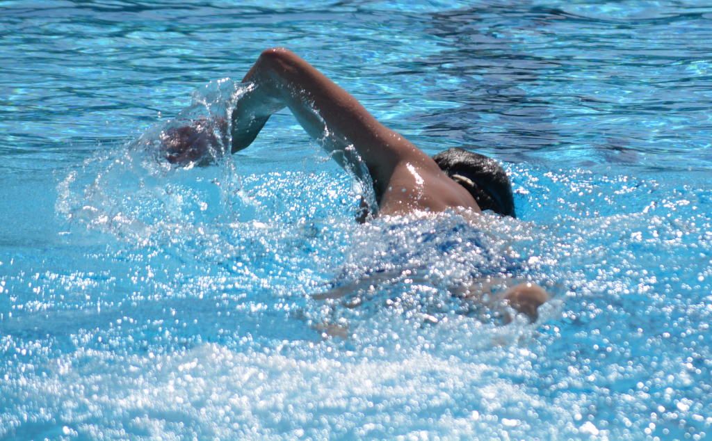 Plazas libres para los cursos de natación del SADUS