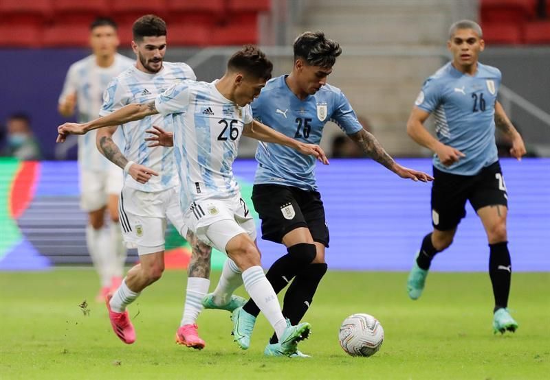1-0. Guido da el triunfo a Argentina sobre Uruguay; Acuña, titular