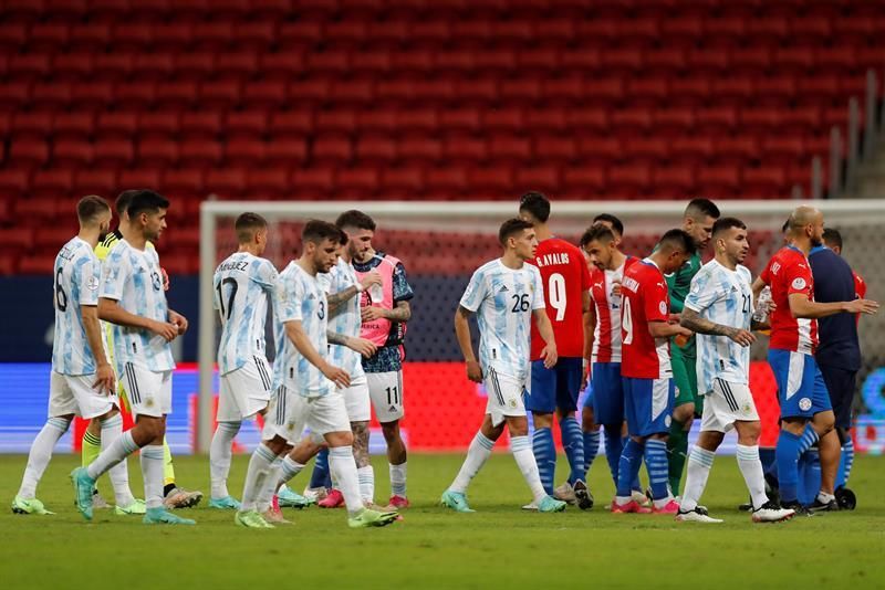 Argentina avanza a cuartos y mira por retrovisor a Chile, Paraguay y Uruguay