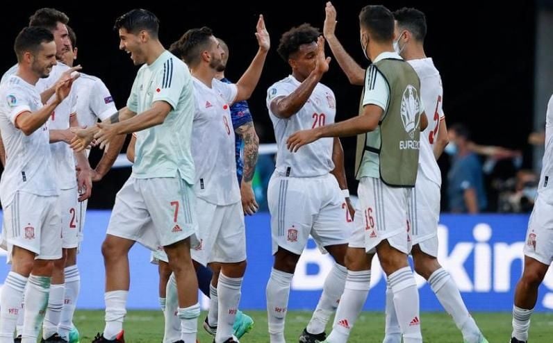 Eslovaquia 0-5 España: La Roja resurge, Croacia espera