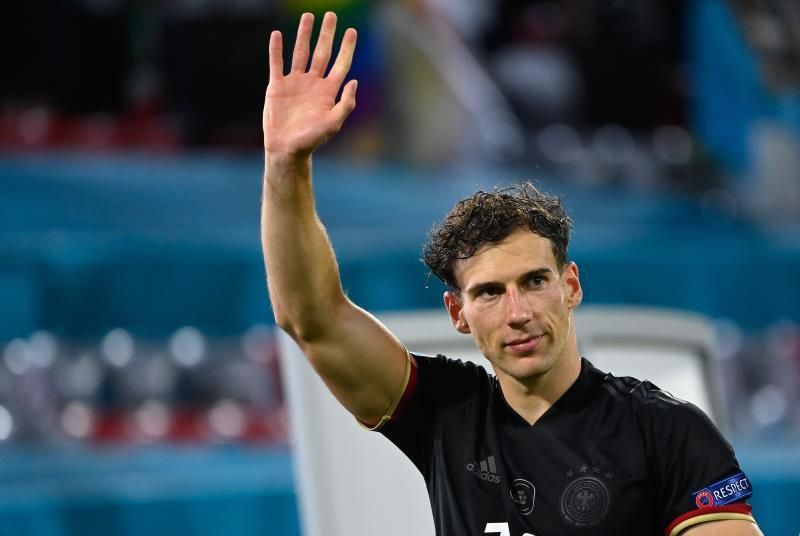 Ballack pide a Goretzka como titular y critica a Leroy Sané