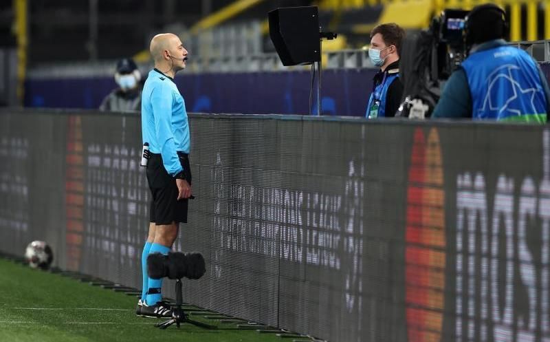 El turco Cakir dirigirá el Croacia-España