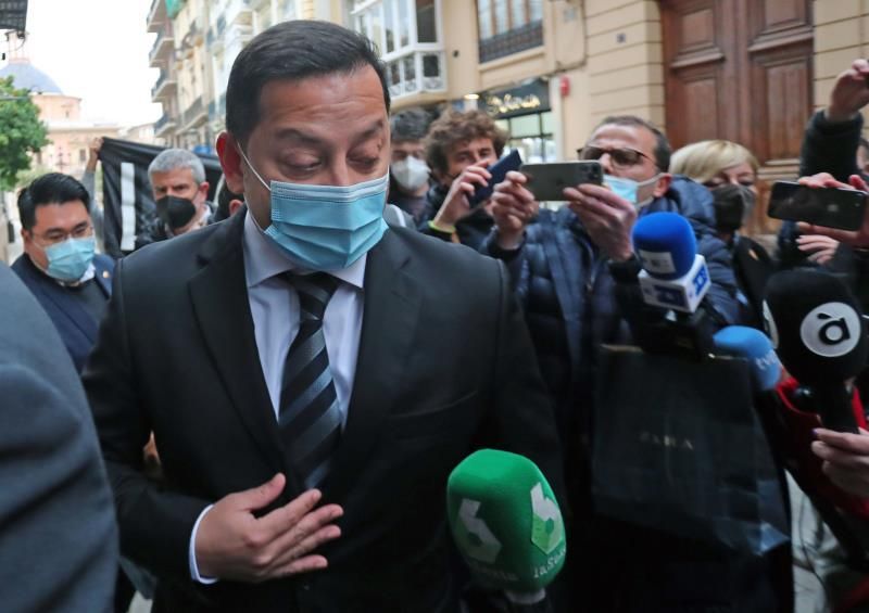 Murthy, cuatro años como presidente sin conectar con el valencianismo