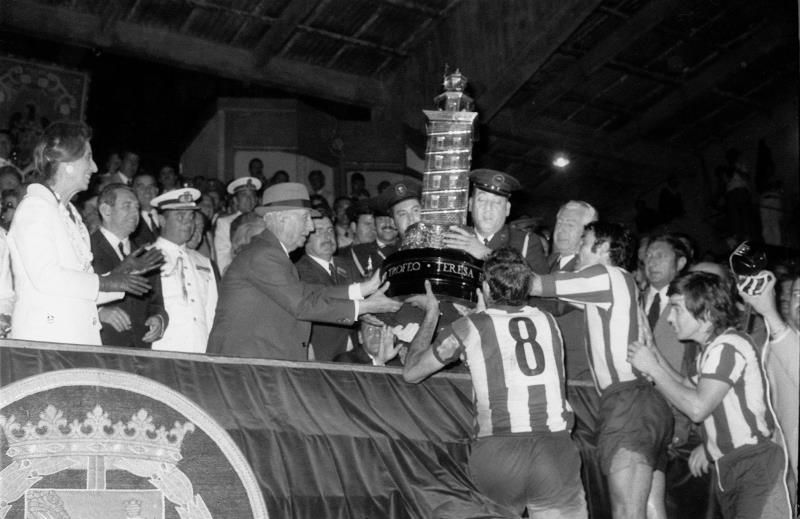 Los 75 años del torneo Teresa Herrera, decano de los amistosos, en un libro