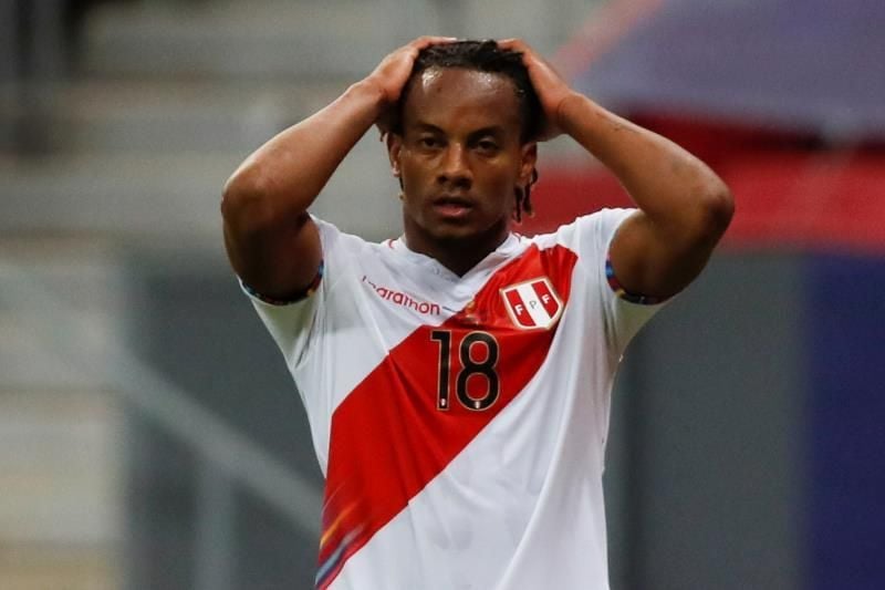 André Carrillo pide ir "paso a paso" tras la victoria de Perú ante Venezuela