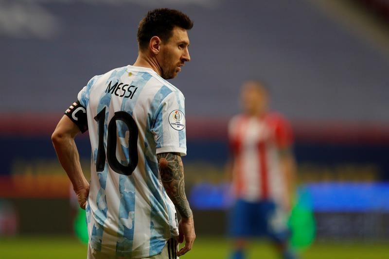 Messi será titular con Argentina para enfrentar a Bolivia