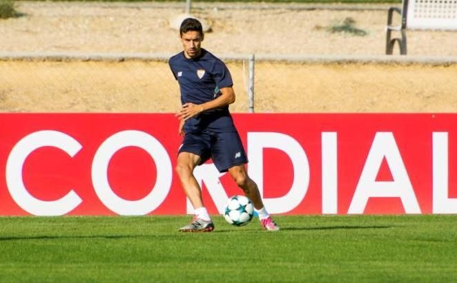 La afición del Sevilla FC cree que Jesús Navas se retirará en 2024