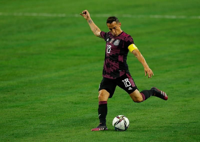 Andrés Guardado, baja con México por una lesión muscular