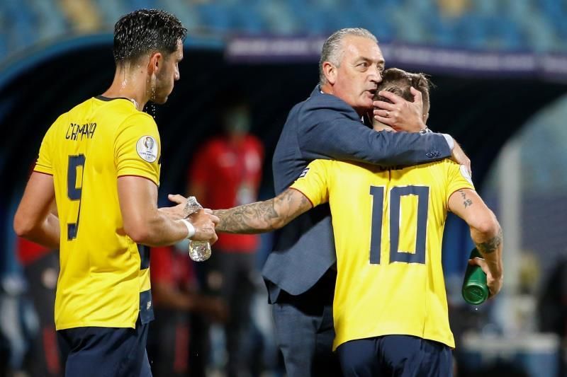 Ecuador late y ensaya el crucial partido contra Argentina
