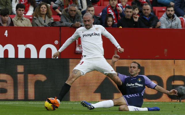 Aleix Vidal rescinde su contrato con el Sevilla FC