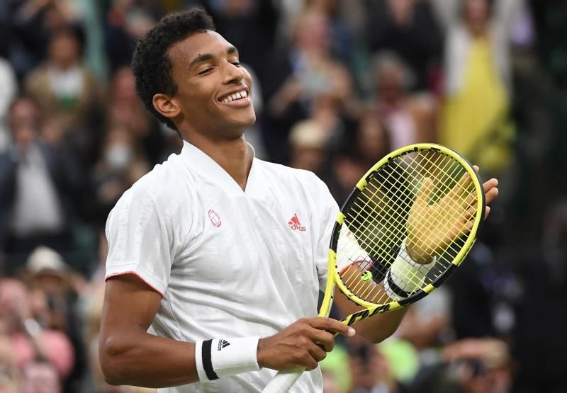 Auger-Aliassime tumba a Zverev