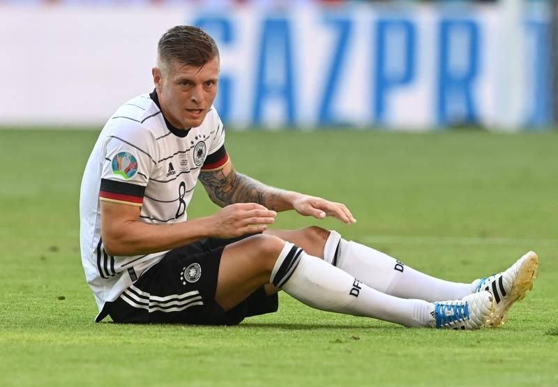 Hoeness carga contra Kroos: "No tiene sitio en el fútbol actual"