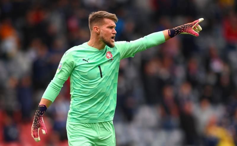 El portero Vaclík, ex del Sevilla, ficha por el Olympiakos griego