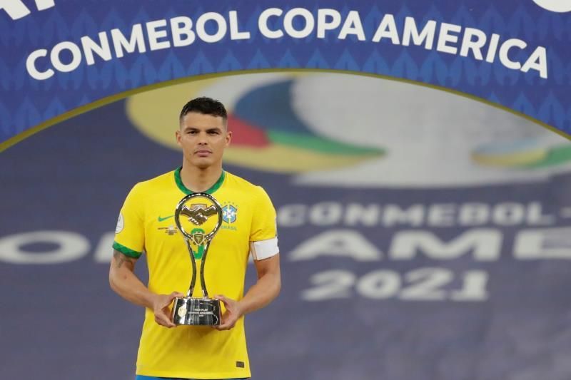 Thiago Silva critica a los hinchas brasileños que apoyaron a Argentina en la final de la Copa América