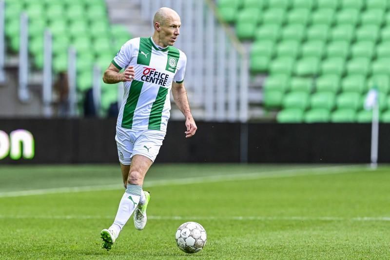 Robben cuelga las botas de 'forma definitiva'