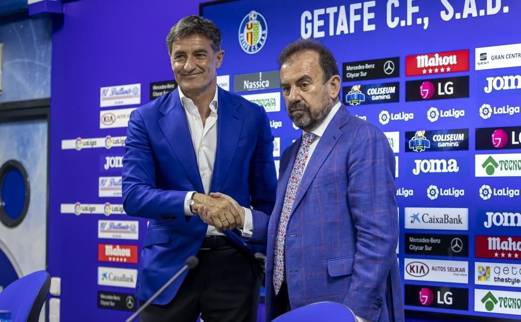 Ángel Torres: "Nadie del Sevilla ha hablado conmigo sobre Djené"