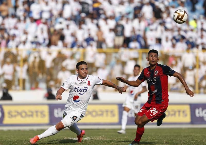 La liga salvadoreña aplaza el inicio del torneo por la prohibición de concentraciones